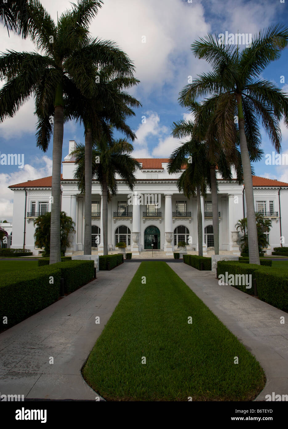 The Henry Flagler House Museum in Palm Beach Florida The Fifty five room Beaux Arts estate known as Whitehal Stock Photo