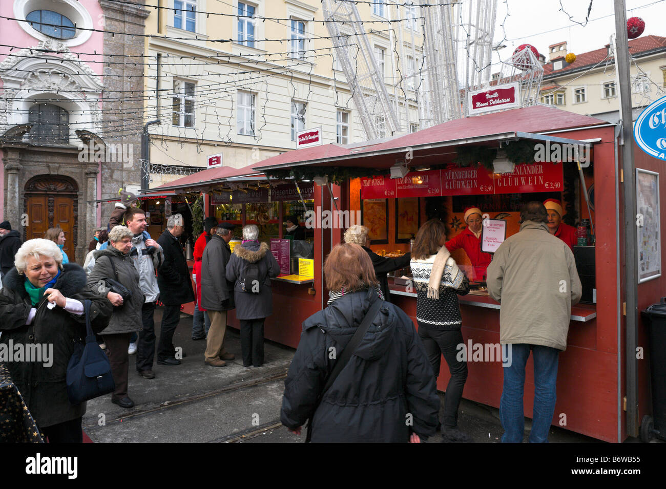 Gluhwein stalls at the Christmas Market in the old town (Altstadt), Innsbruck, Tyrol, Austria Stock Photo