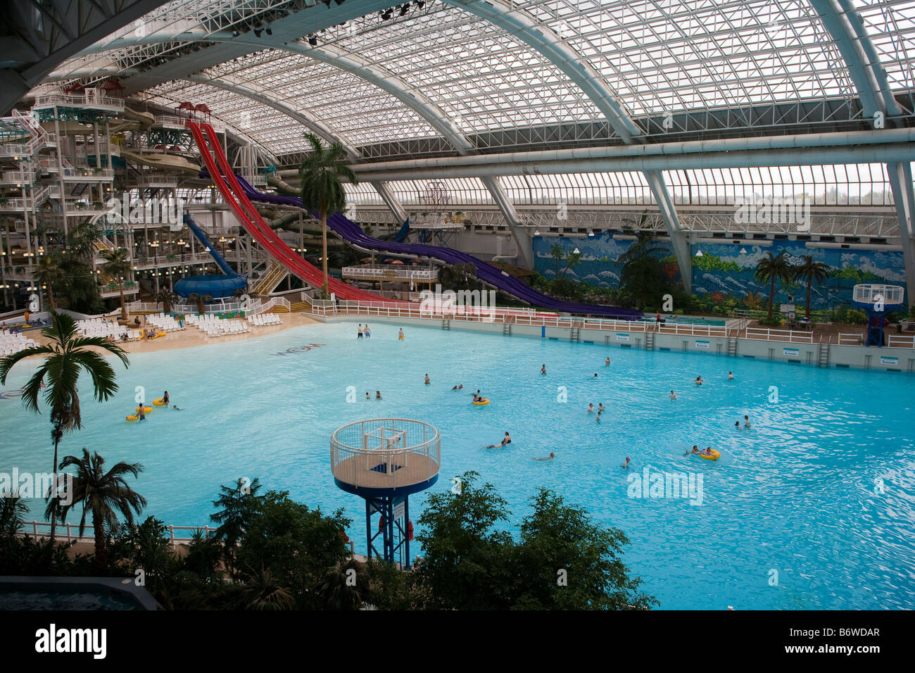 tropical swimming wave pool edmonton mall canada Stock Photo Alamy