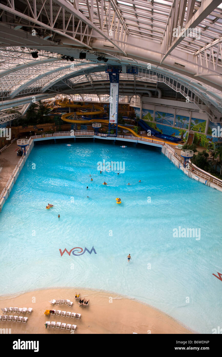 Wave Pool Edmonton High Resolution Stock Photography And Images Alamy Wave Pool Edmonton High Resolution Stock Photography And Images Alamy