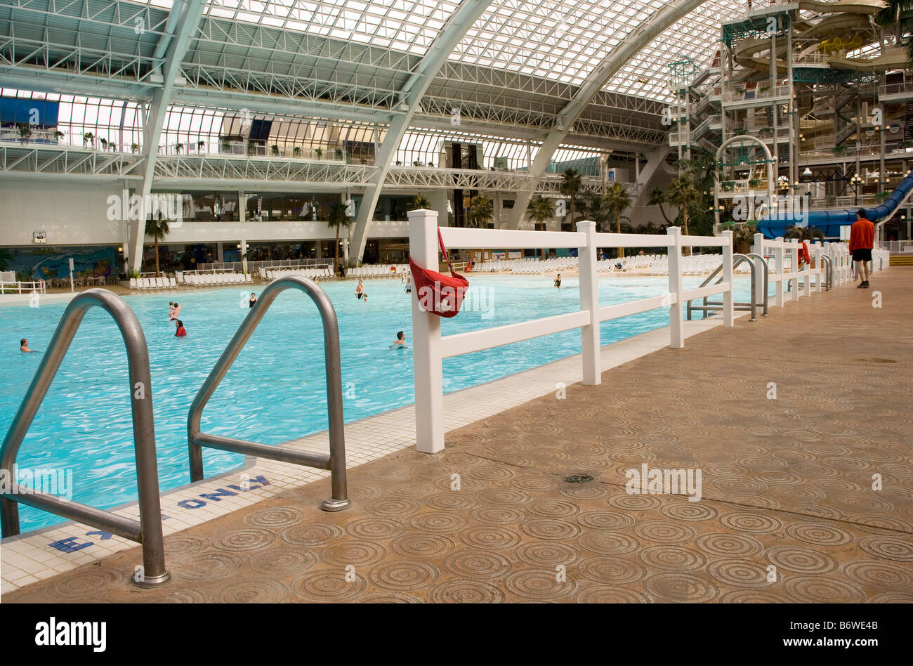tropical swimming wave pool edmonton mall canada Stock Photo Alamy