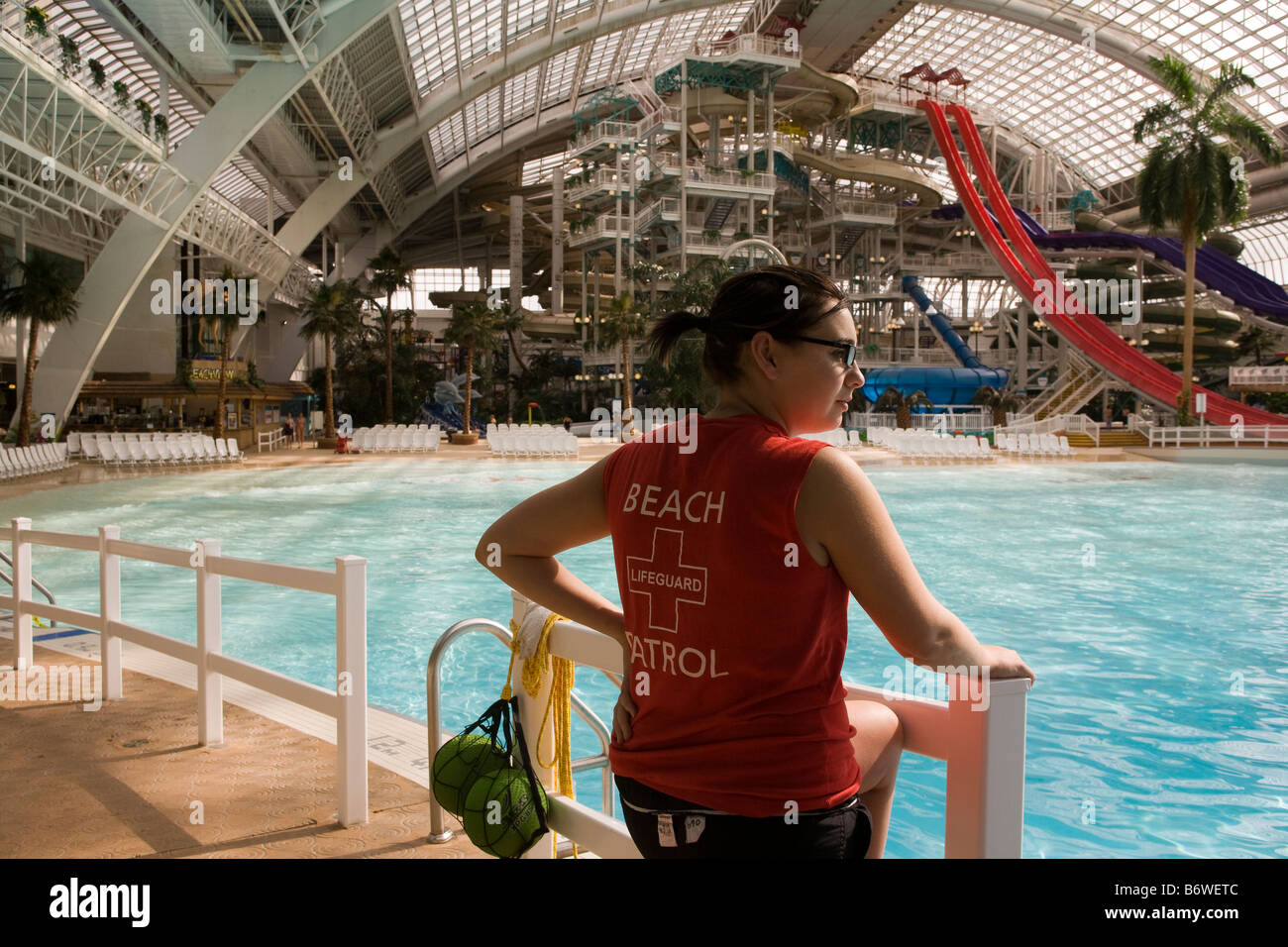 tropical swimming wave pool edmonton mall canada Stock Photo Alamy