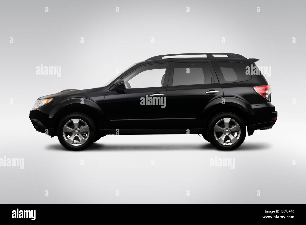 2009 Subaru Forester 2.5XT in Black Drivers Side Profile Stock Photo Alamy