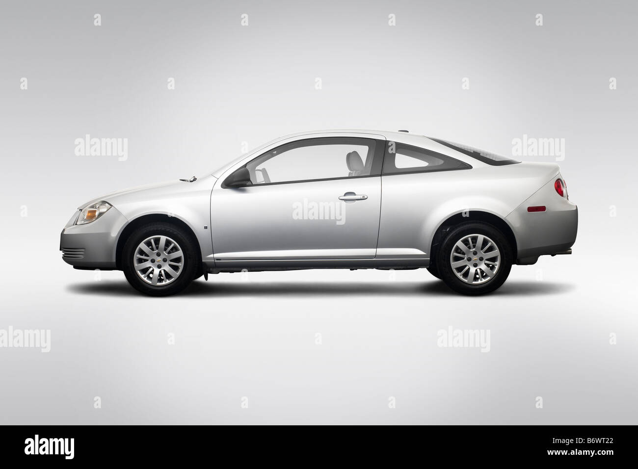 2009 Chevrolet Cobalt LS in Blue - Drivers Side Profile Stock Photo - Alamy