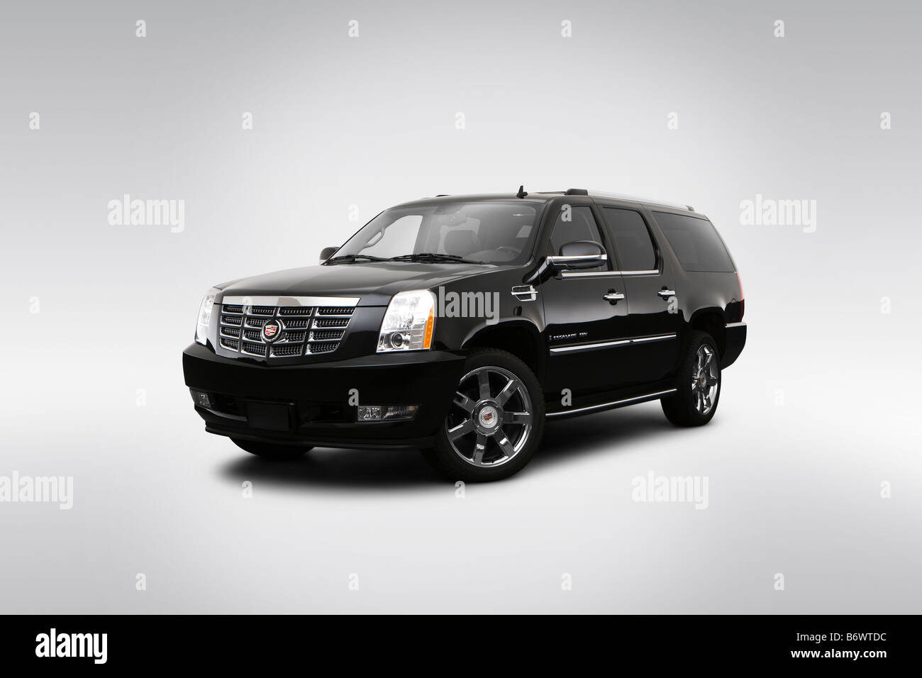File:Cadillac Escalade ESV Platinum GMTK2XX Black Raven (1