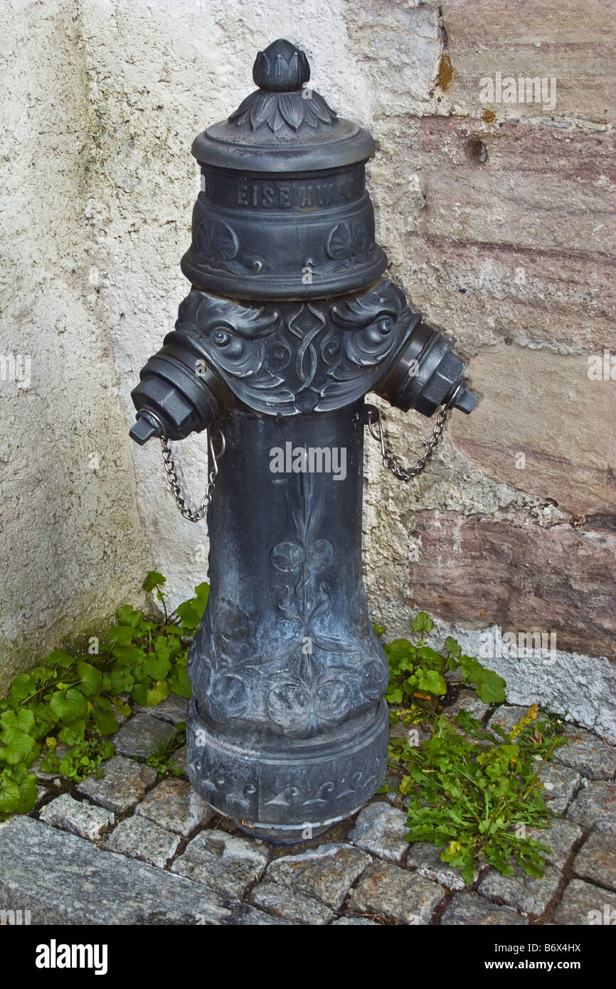 Cast iron fire hydrant hires stock photography and images Alamy