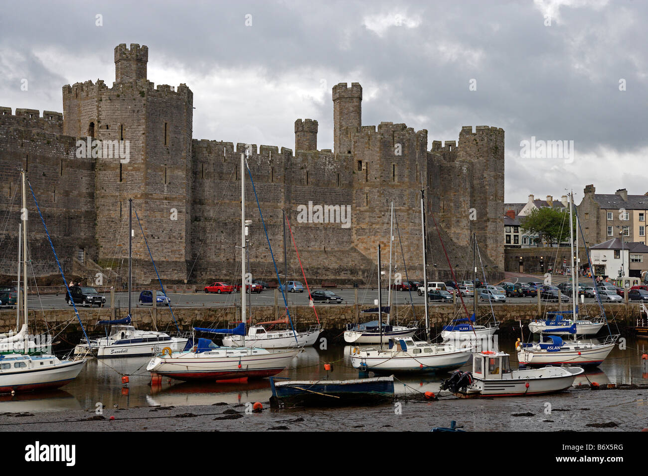 Caernarfon Castle Edward 1st Largest Castle In Wales Polygonal Towers caernarfon-castle-edward-1st-largest-castle-in-wales-polygonal-towers