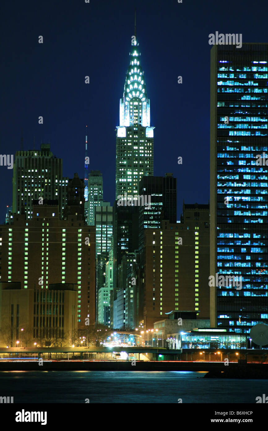 Midtown Manhattan skyline At Night, NYC Stock Photo - Alamy