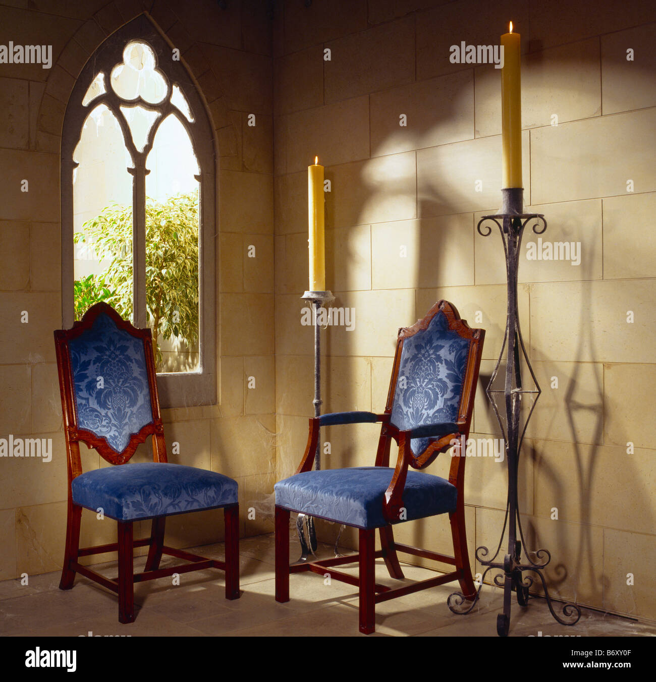 Tall online corner chair