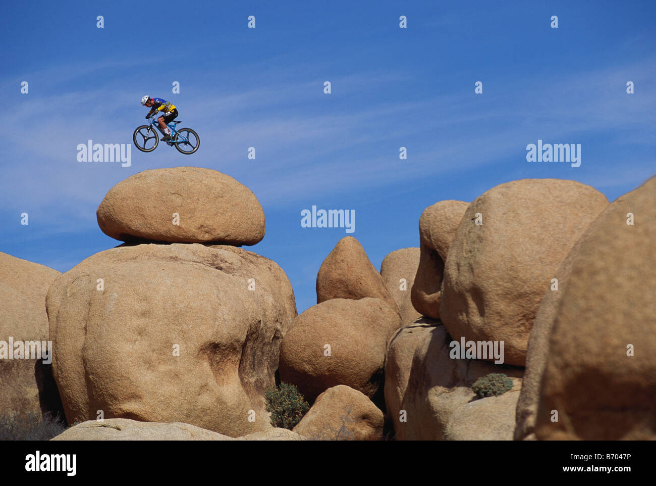 Extreme Mountainbiking, Mountainbiker in mid-air, Rocks, Rocky ...