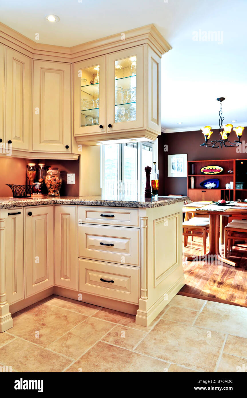 Modern luxury kitchen and dining room interior Stock Photo - Alamy