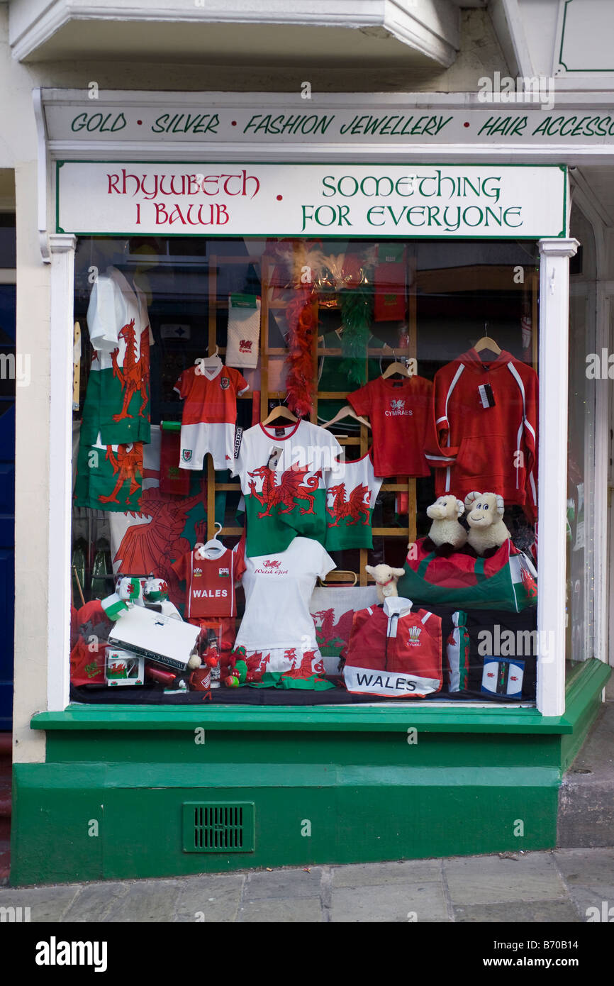 Historic town centre shop green street hires stock photography and