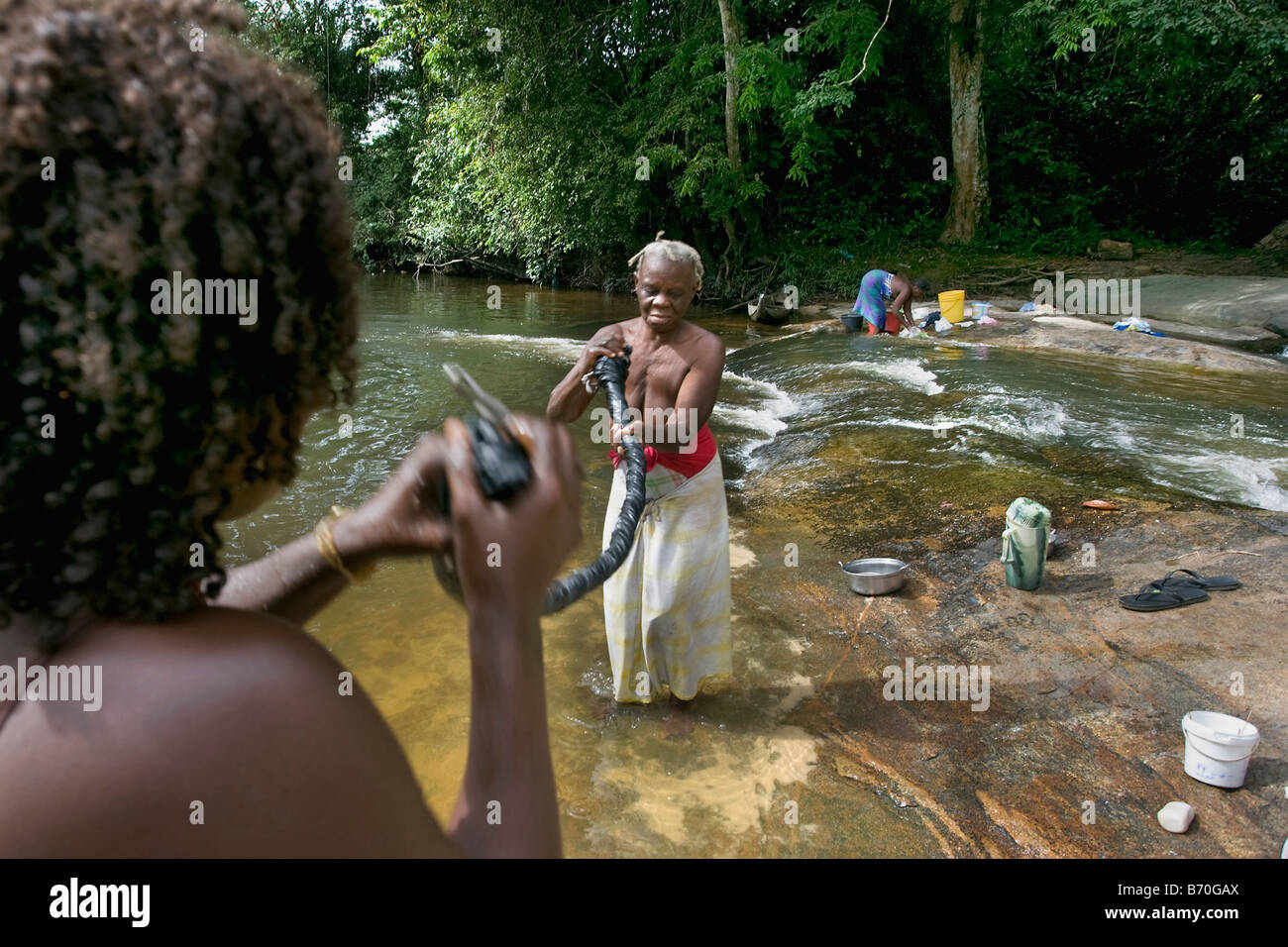 Suriname, Laduani, at the bank of the Boven Suriname river. People from