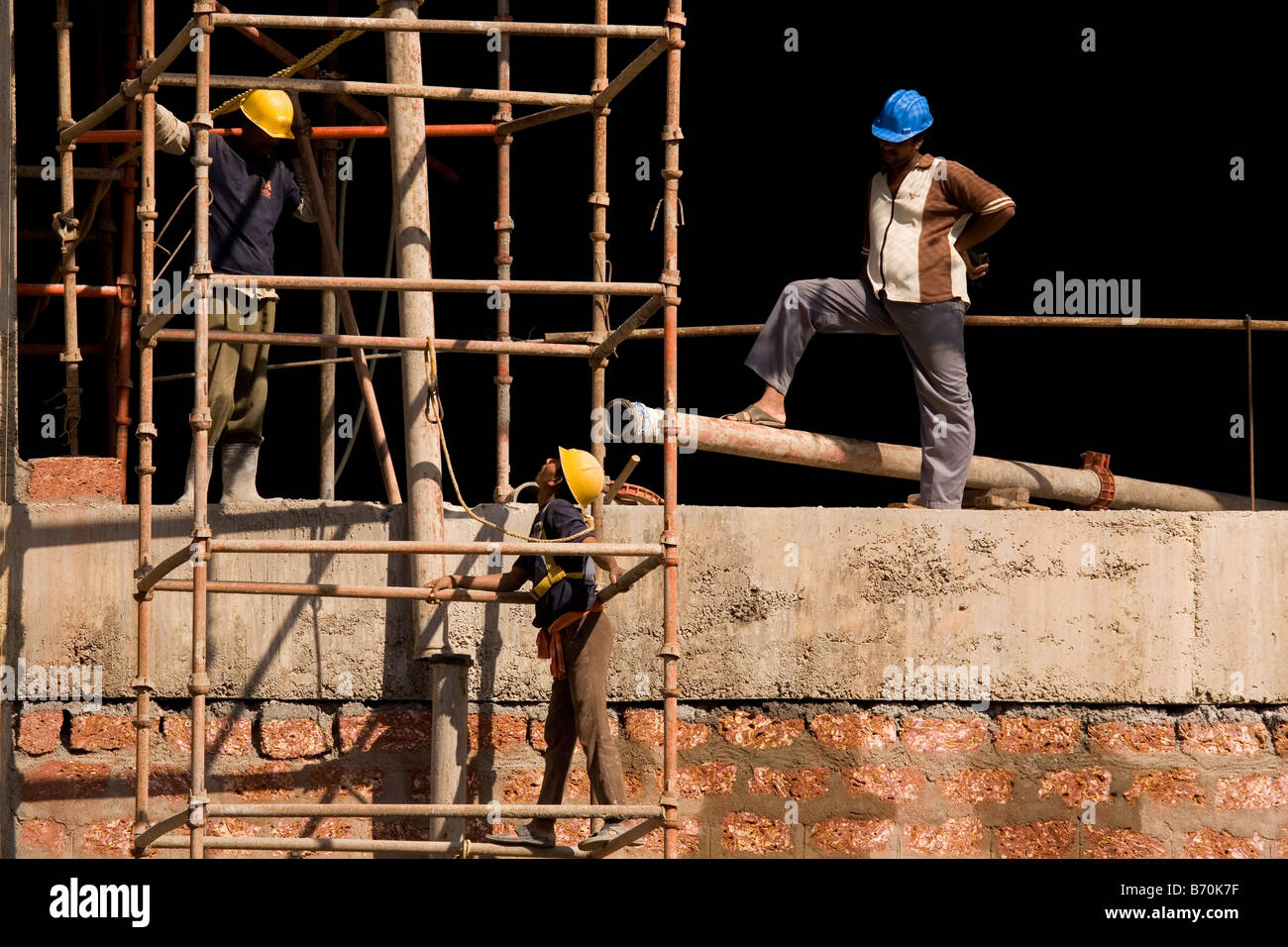 India construction scaffold scaffolding hires stock photography and images Alamy