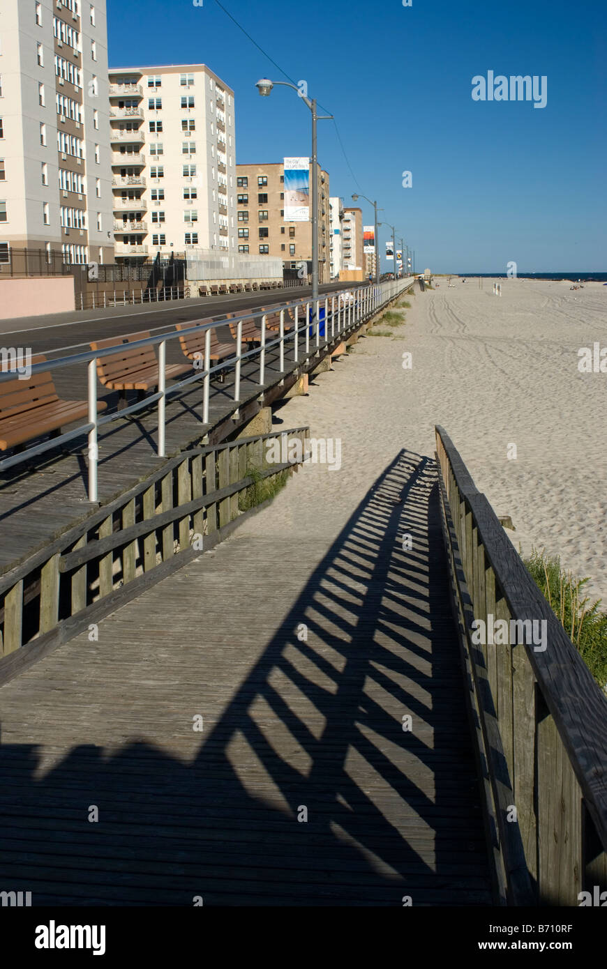 Beach ramp boardwalk sand oceanfront hires stock photography and