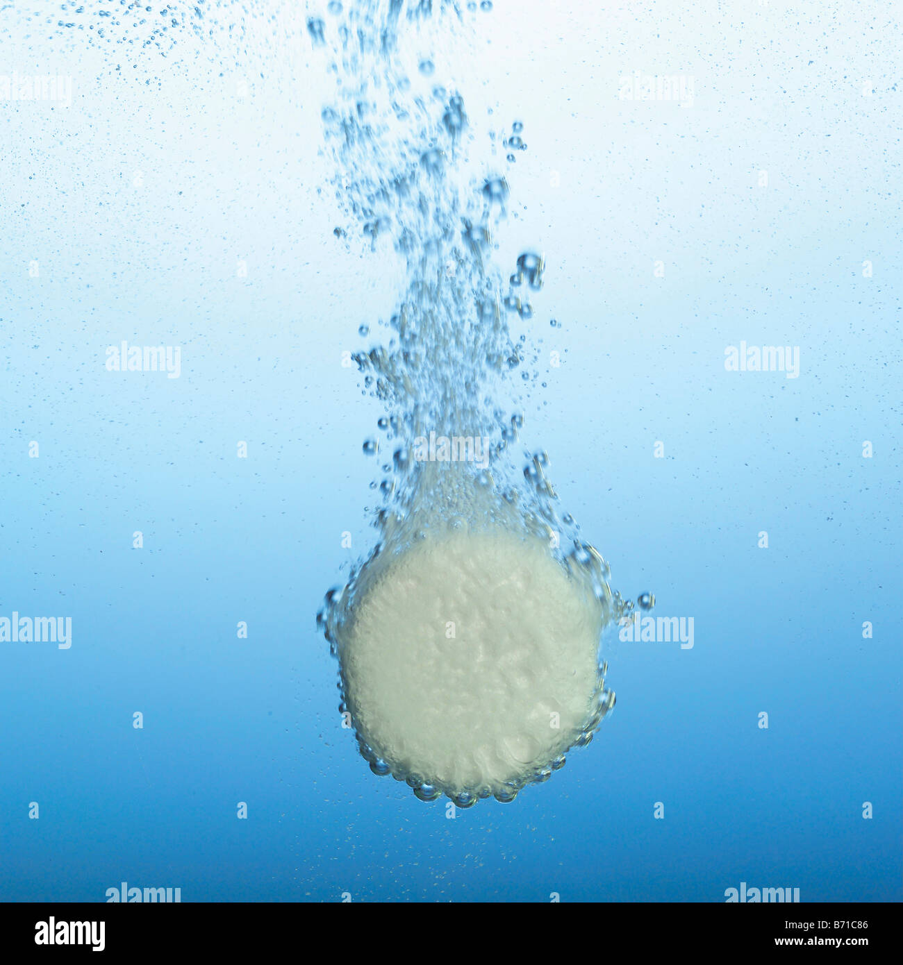 Water Pill Sinking Bubble Stock Photo Alamy