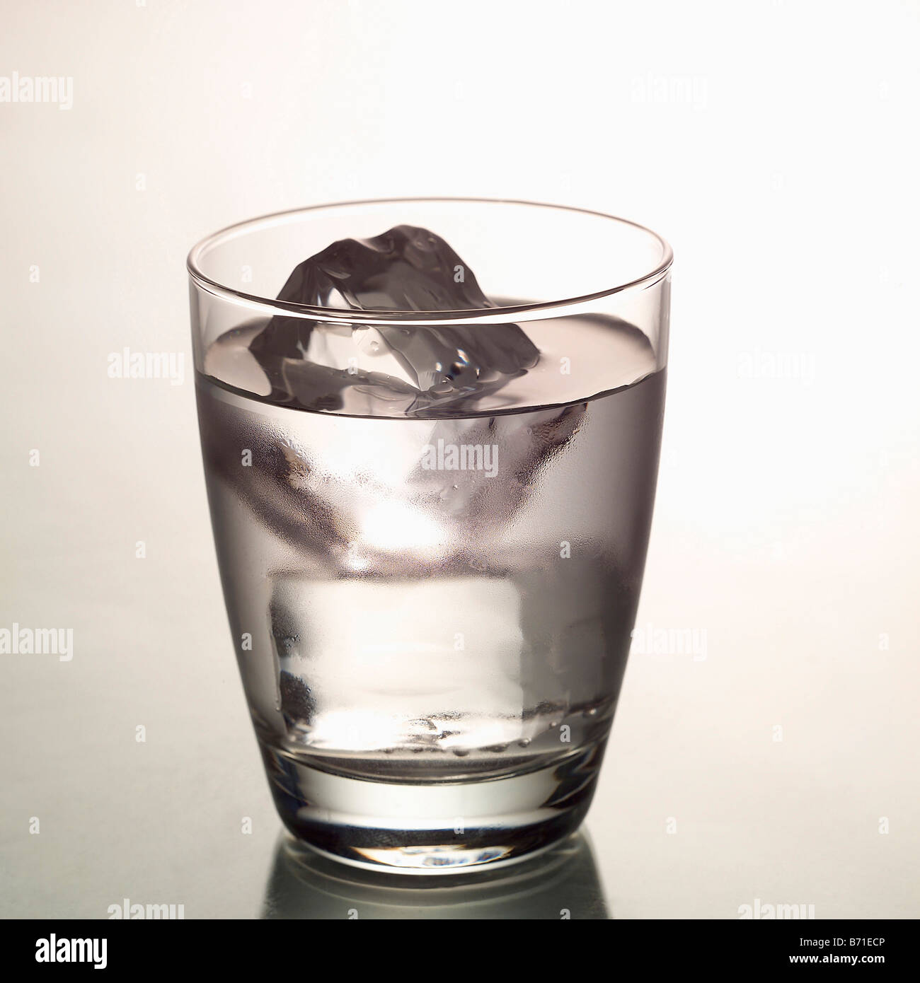 Water Cup Ice cube Stock Photo - Alamy