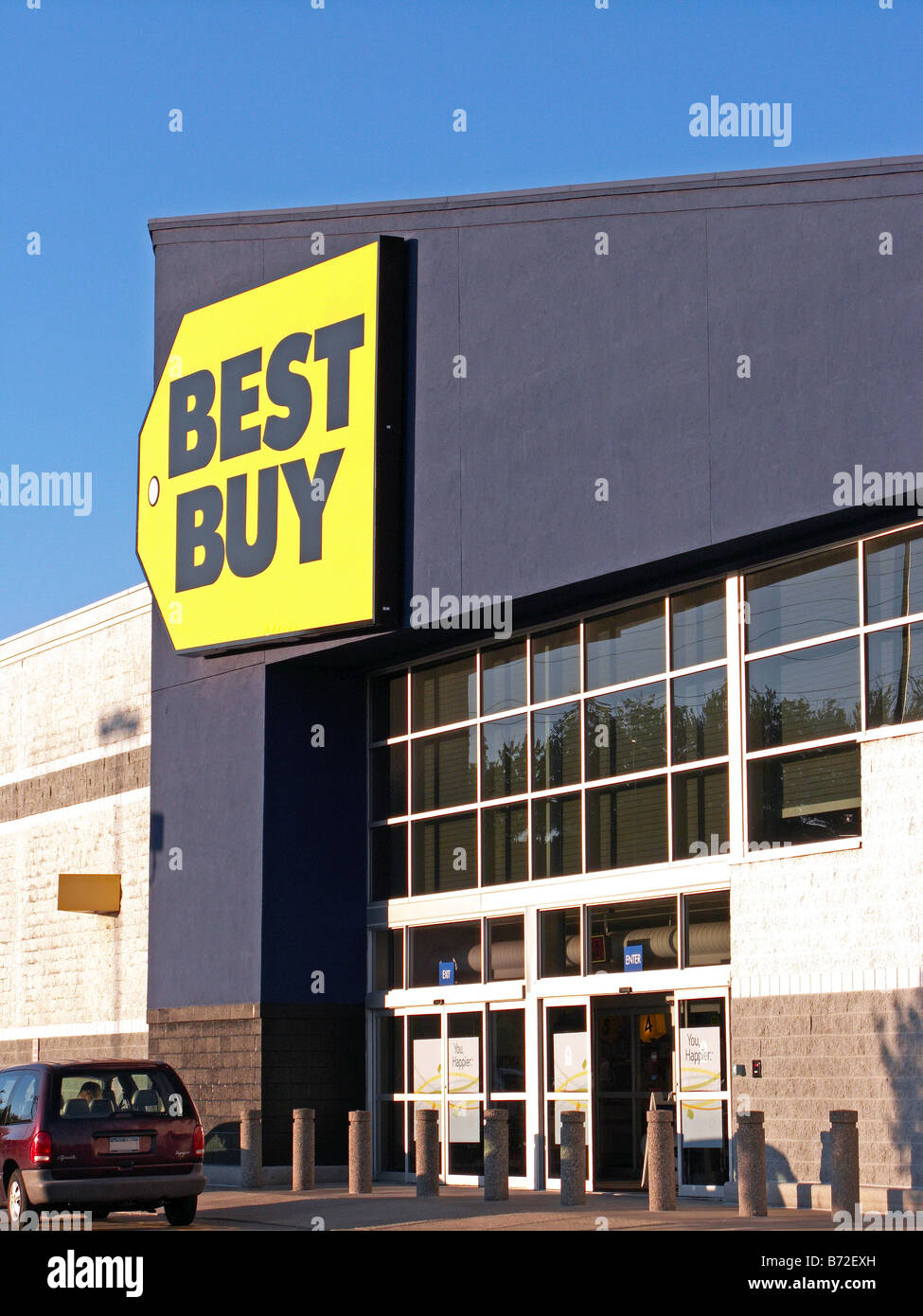 Inventory clearance sale hires stock photography and images Alamy