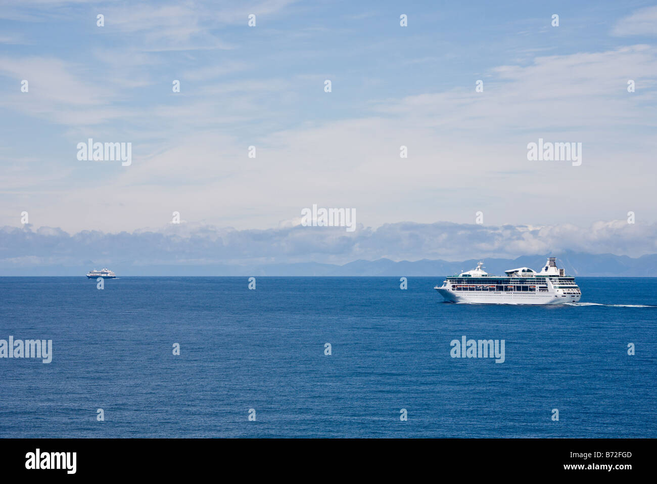 Cruise ship sailing the Inside Passage from Seattle to Alaska Stock Photo