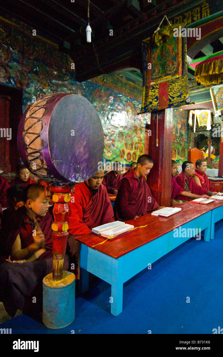 Monks chanting at Rinchenpong Monastery, Sikkim, India Stock Photo