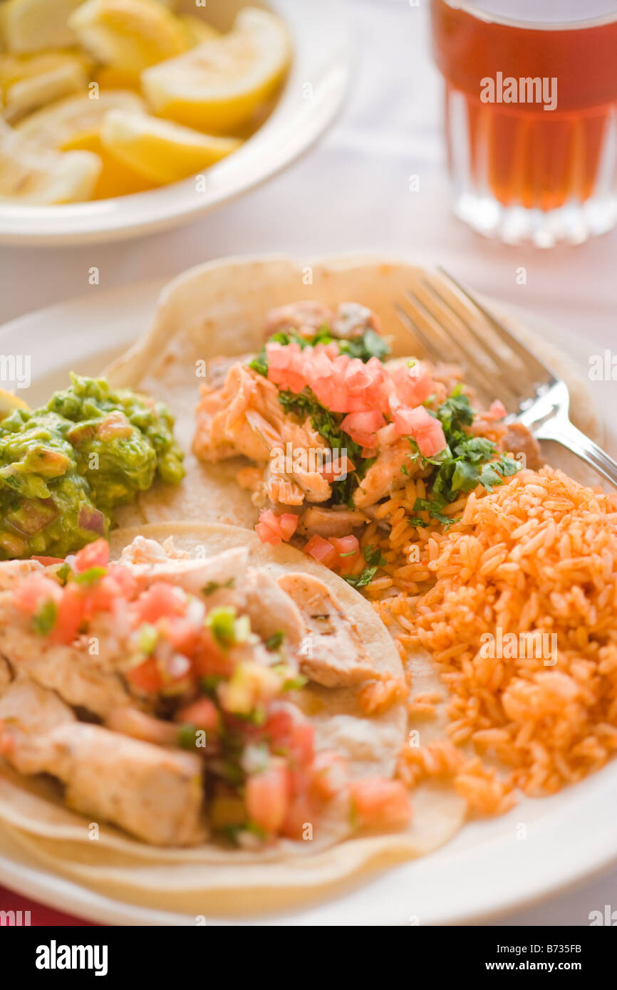 Fish tacos vertical hires stock photography and images Alamy