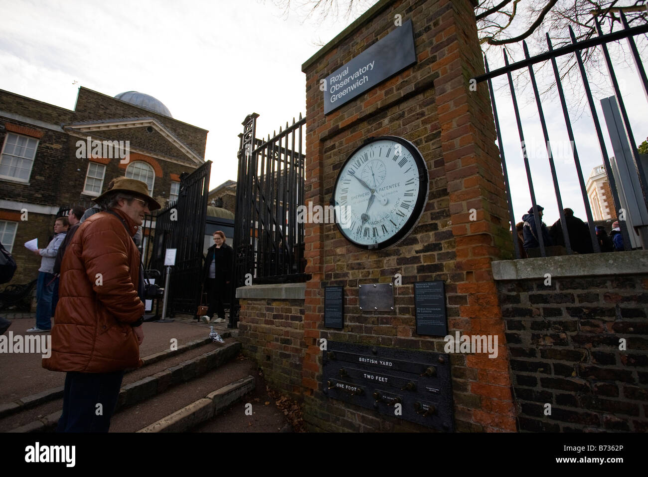 Shepherd Gate Clock at Greenwich Observatory featuring a 24 hour dial Stock Photo