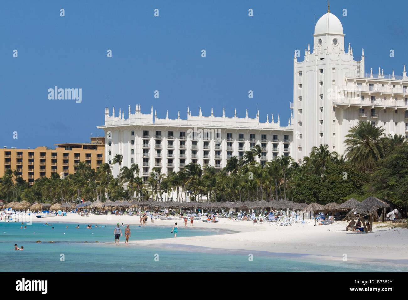 Hotel riu palace aruba hires stock photography and images Alamy
