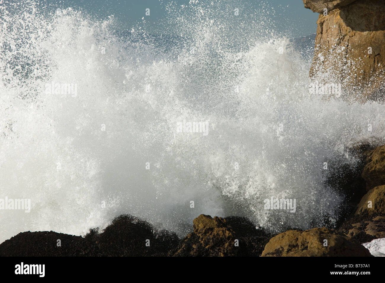 Waves breaking on the rocky Pacific Ocean coast of San Francisco