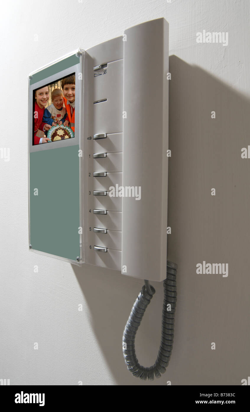 Intercom gate hi-res stock photography and images - Alamy