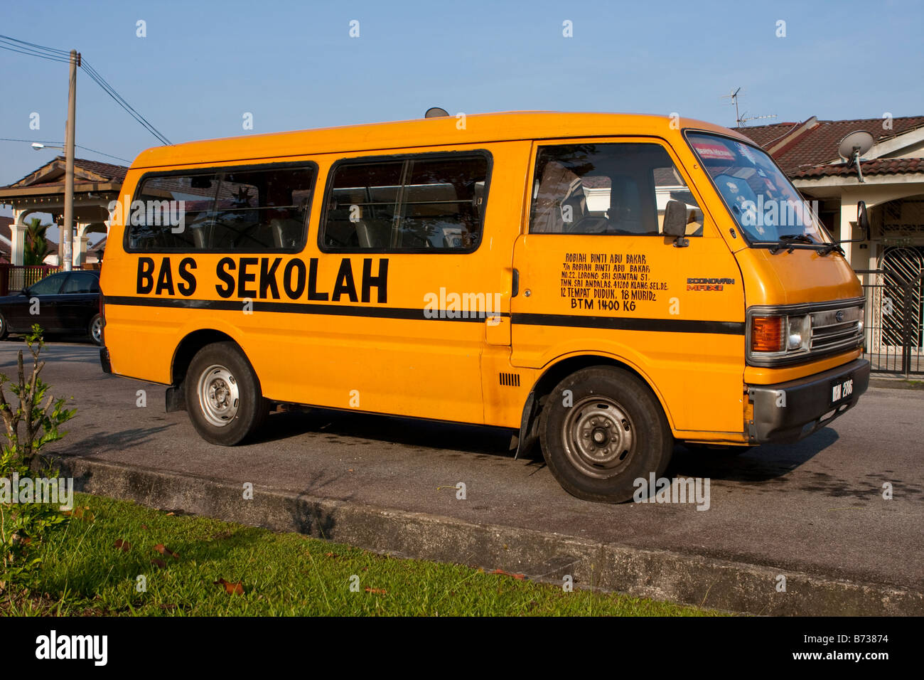 Bas Sekola High Resolution Stock Photography and Images - Alamy