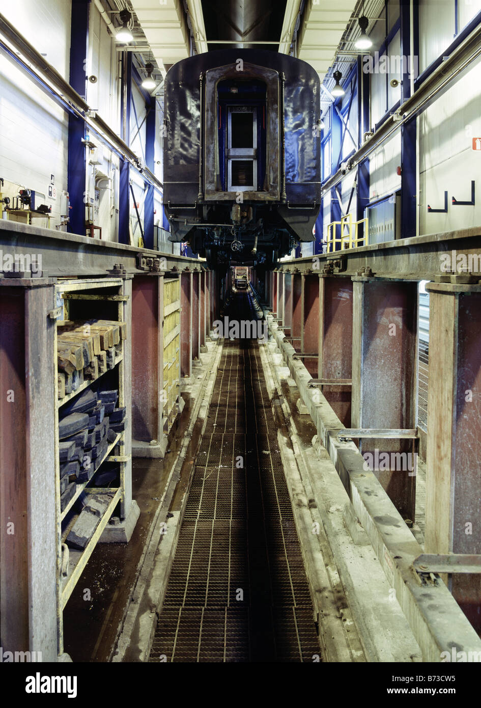 Railroad repair shop hires stock photography and images Alamy