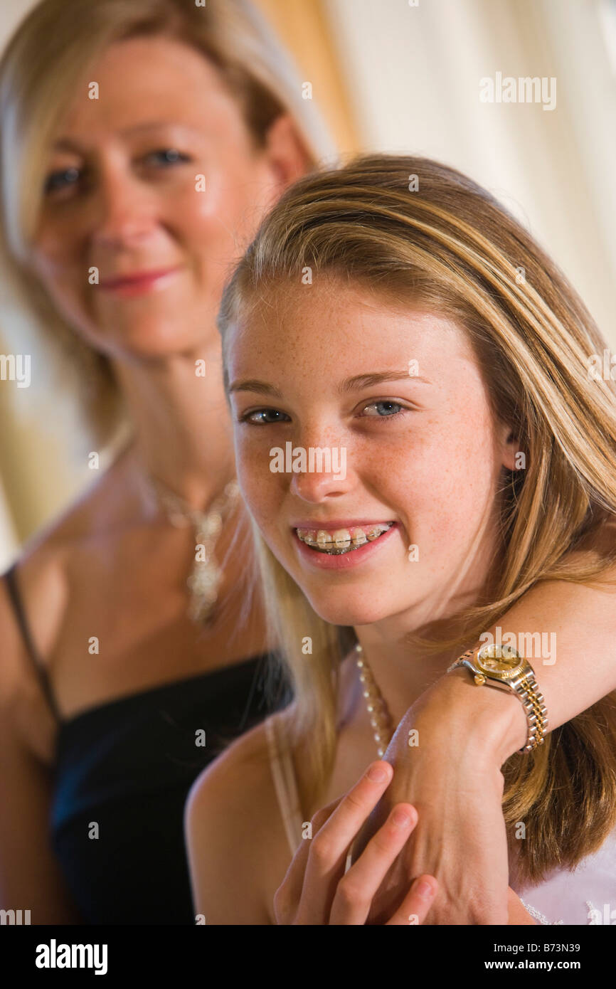 Pre teen girl hi-res stock photography and images - Alamy