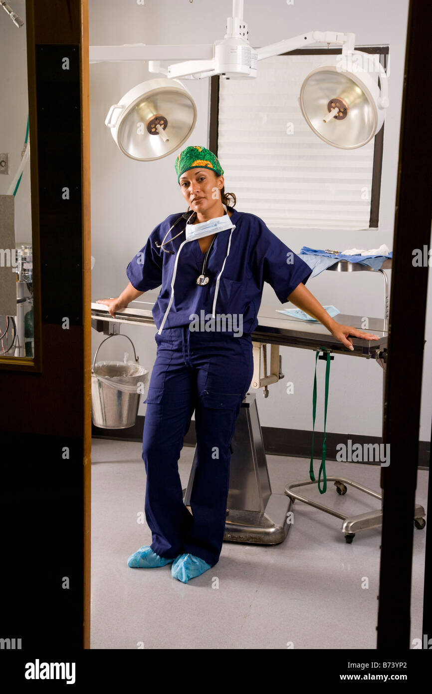 Portrait of surgeon standing in empty operating room Stock Photo - Alamy
