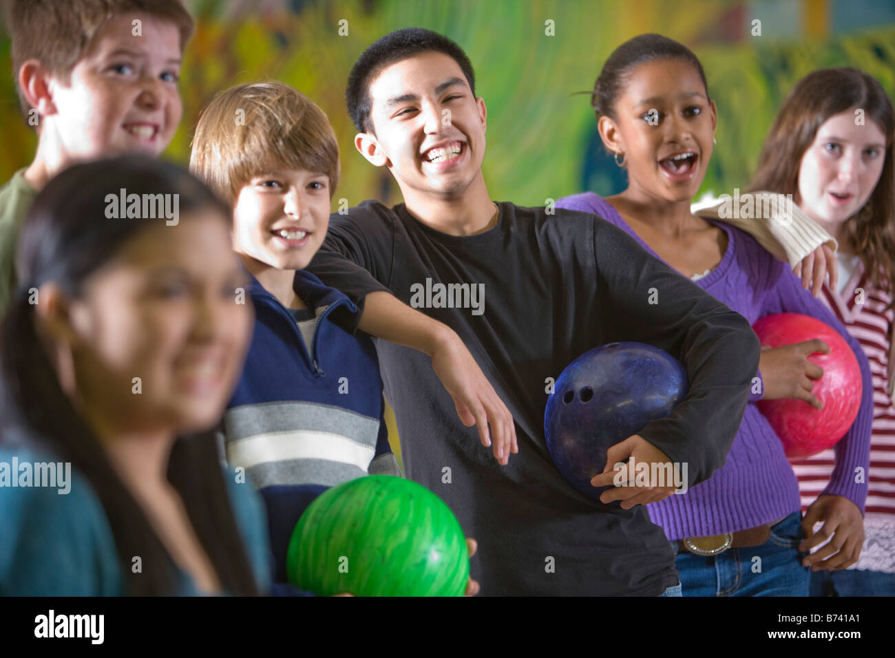 Tweens laughing hires stock photography and images Alamy