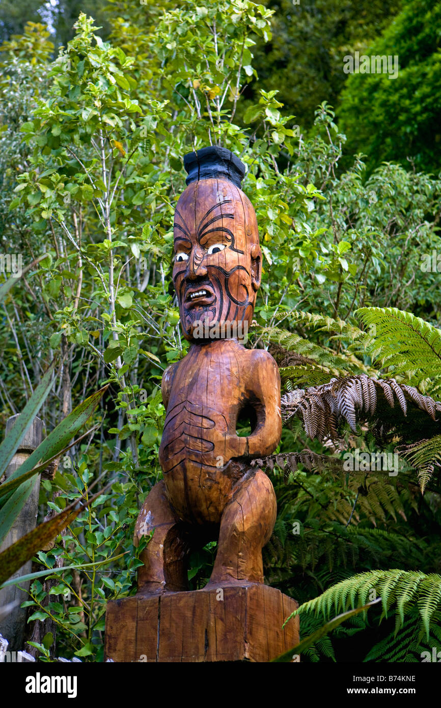 Maori Statue High Resolution Stock Photography And Images Alamy