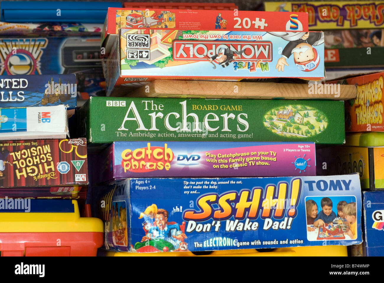 board games,Catch Phrase,sshh1 Don't Wake Dad,The Archers,Monopoly,Childrens Games,Entertainment