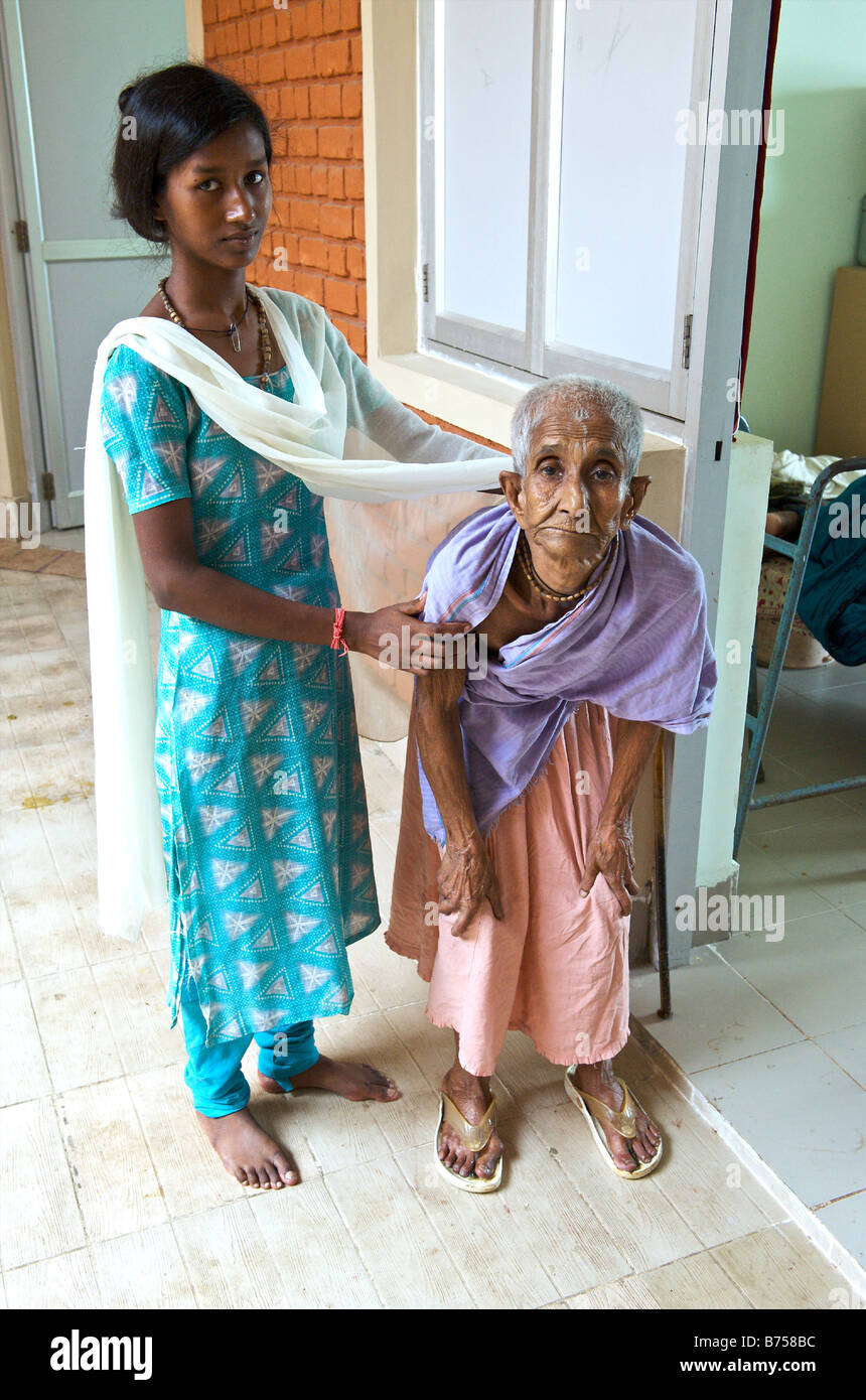 India Vrindavan The Ma Dham Ashram For Widows Of The Guild Of Service Portrait Of Young Widow Bharti Stock Photo Alamy