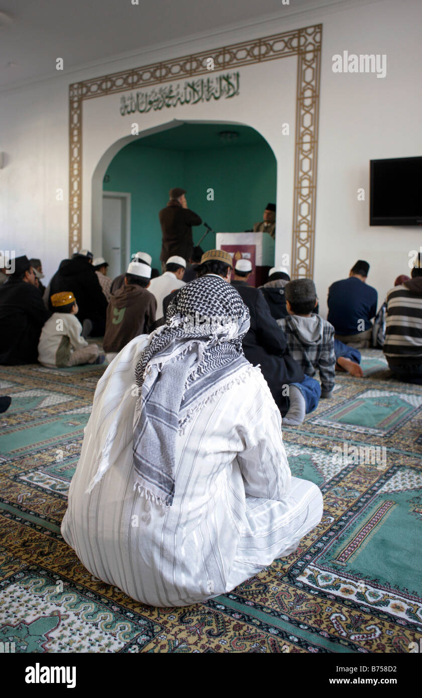 Friday prayer at Khadija Mosque Berlin Stock Photo