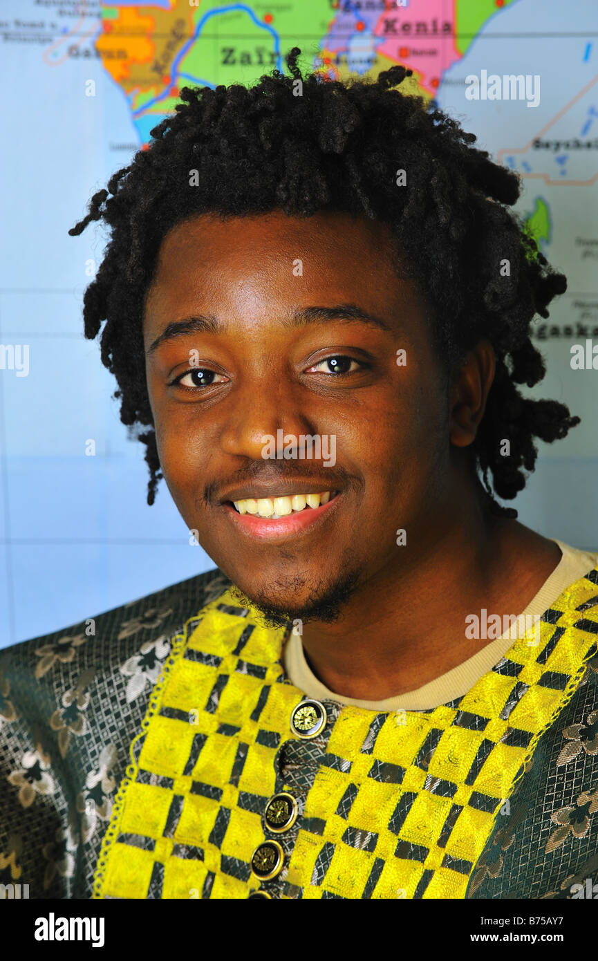 Student and map hi-res stock photography and images - Alamy