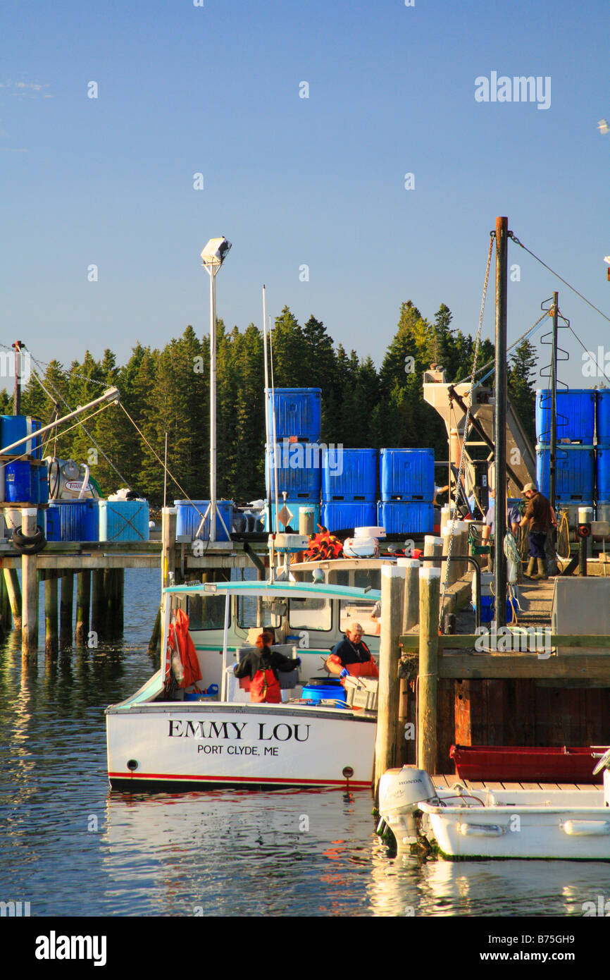 Village of port clyde hires stock photography and images Alamy