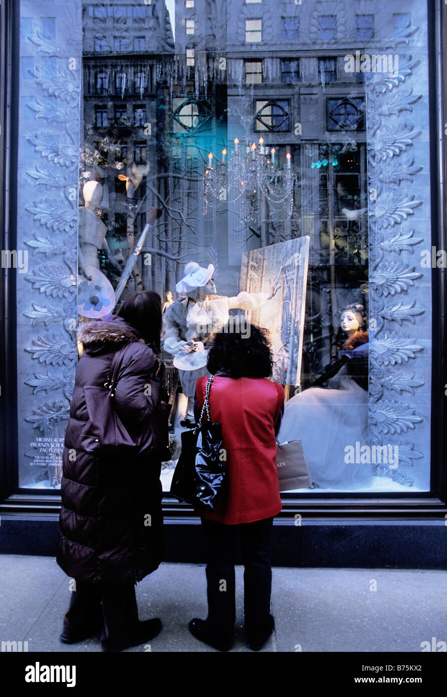 NYC: Bergdorf Goodman's 2008 Holiday window display - Cale…