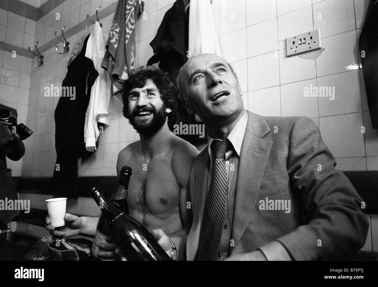 Action celebrating football Black and White Stock Photos & Images Alamy