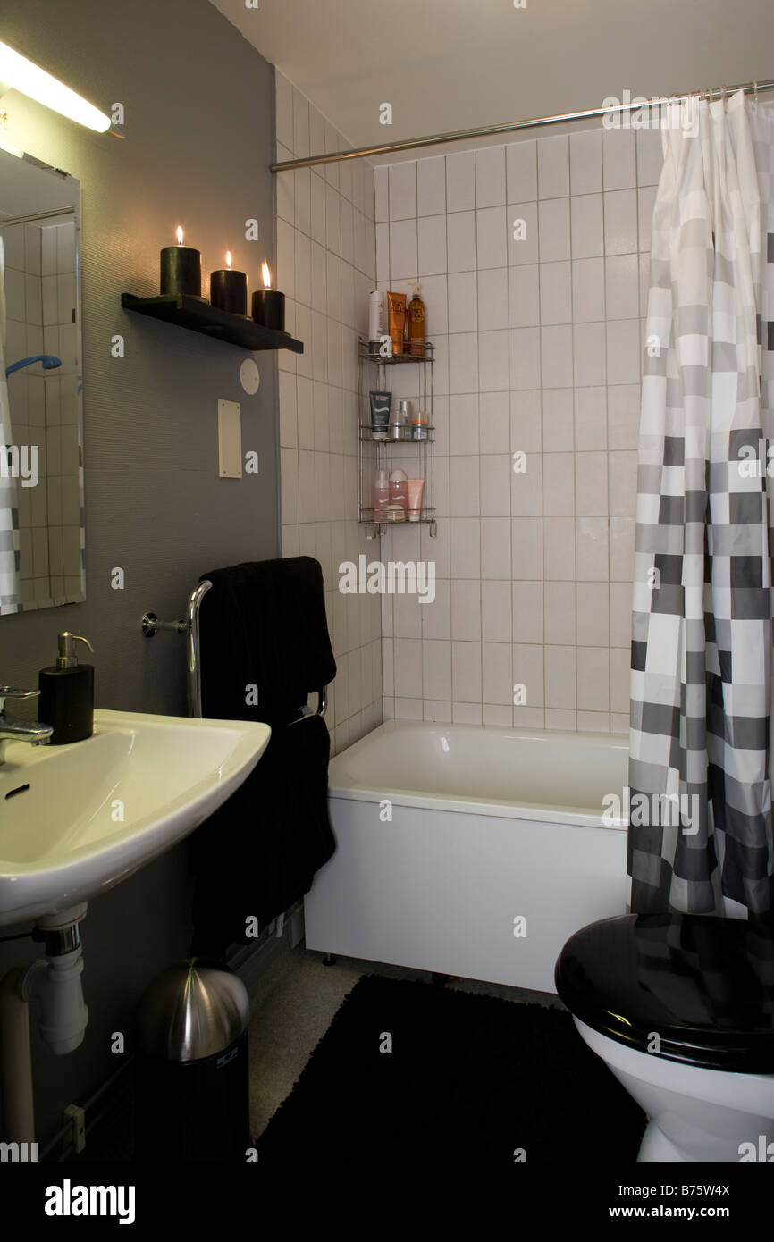 bathroom in apartment Stock Photo Alamy