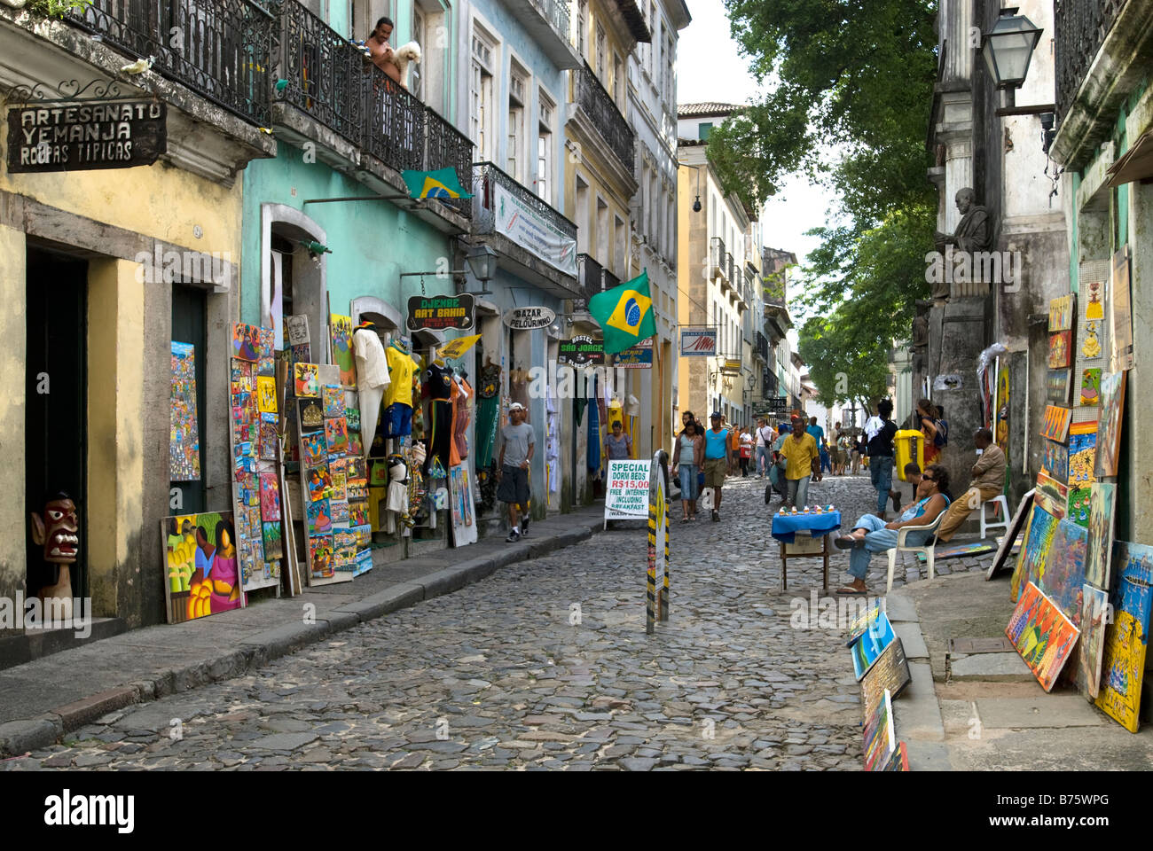 Art and Souvenir shops in Pelourinho, Salvador de Bahia, Brazil Stock Photo  - Alamy