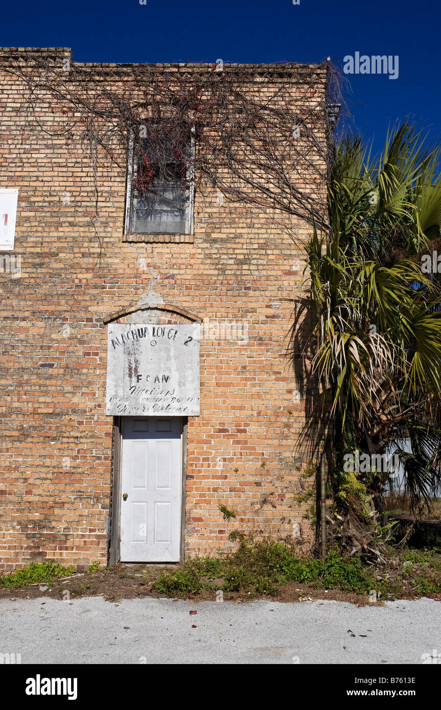 Vine Building Exterior Hi-res Stock Photography And Images - Alamy