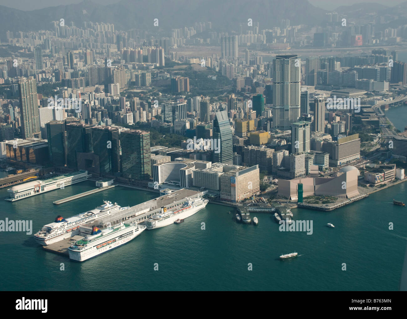 Ocean Terminal, Tsin Sha Tsui, Hong Kong Stock Photo - Alamy