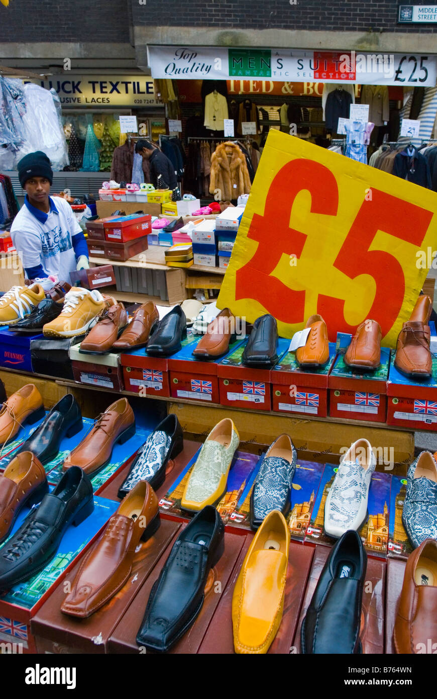 Petticoat lane market hi-res stock photography and images - Alamy