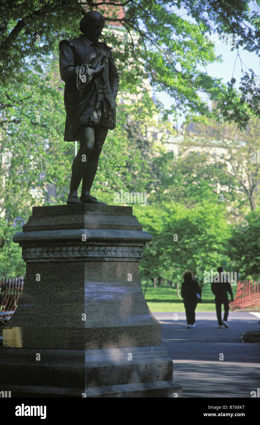 Shakespeare Statue, Central Park, Manhattan, New York Stock Photo Alamy