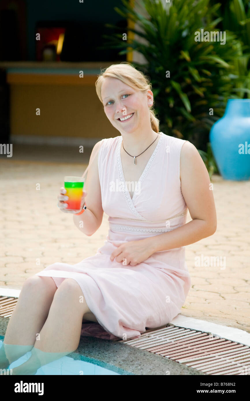 Schwimming pool hi-res stock photography and images - Alamy