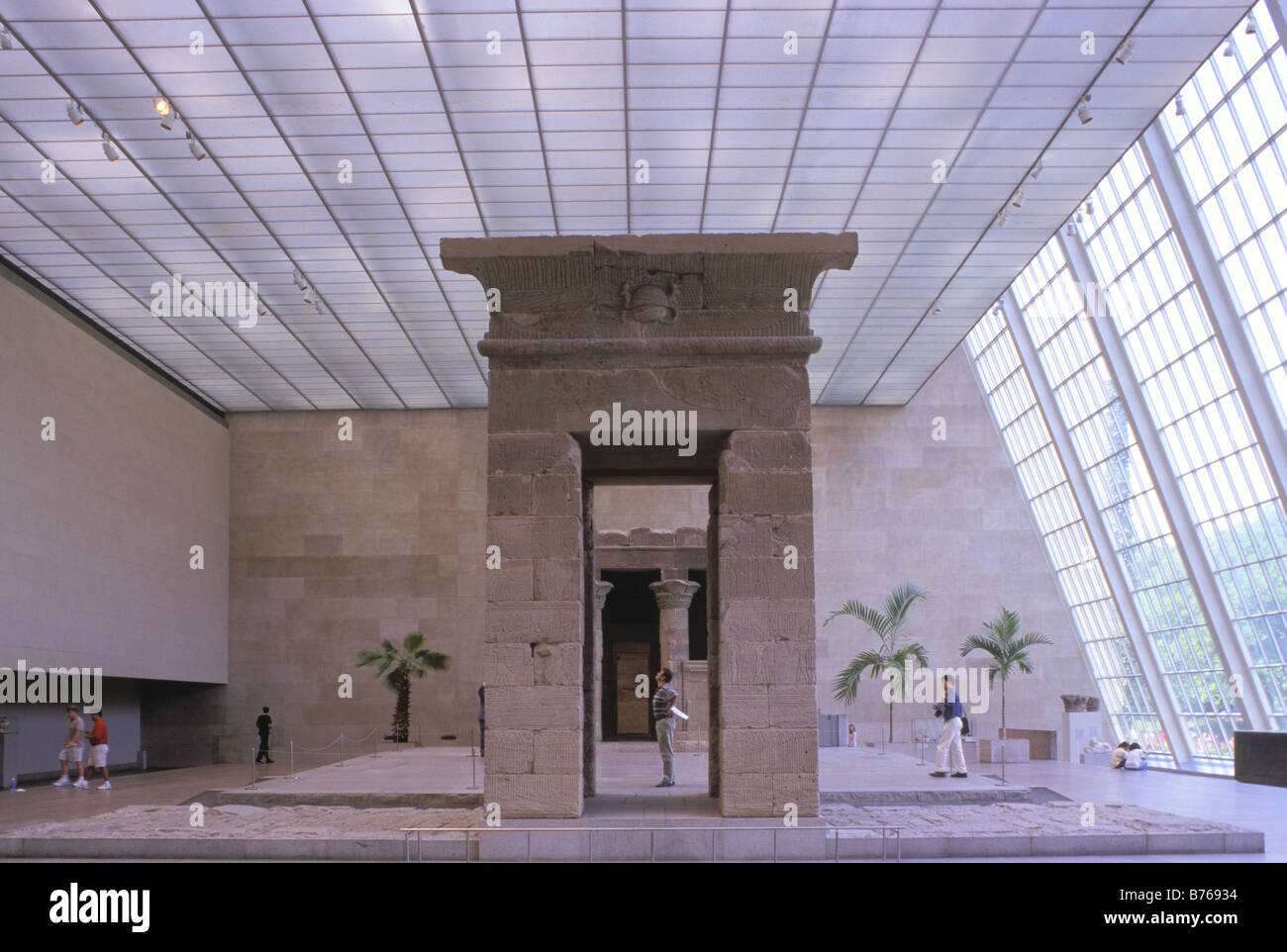 Temple of Dendur, Metropolitan Museum of Art, Manhattan, New York Stock Photo